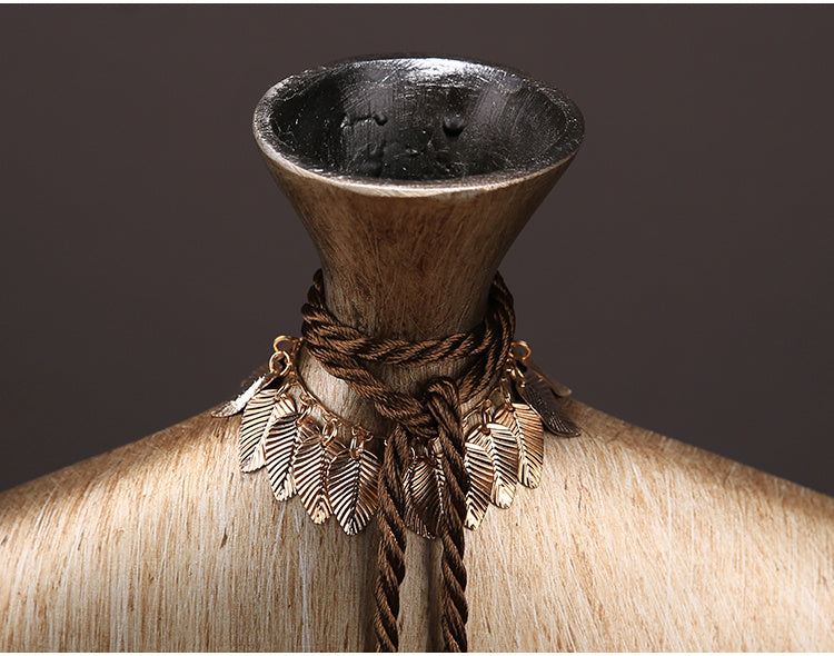 Elegant Resin Vase for Stylish Home Décor - Perfect for Living Rooms