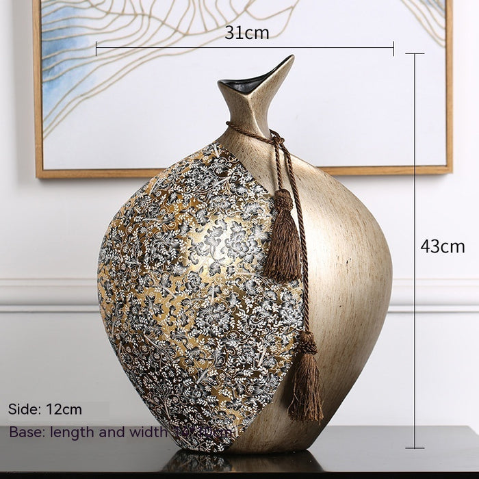 Elegant Resin Vase for Stylish Home Décor - Perfect for Living Rooms